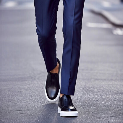 Sneakers Noir En Cuir Grainé, Confort Premium