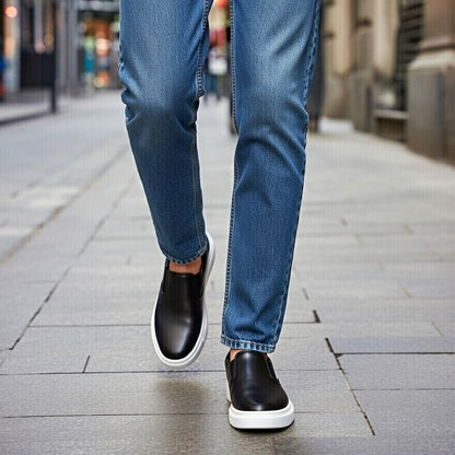 Sneakers Noir En Cuir Grainé, Confort Premium
