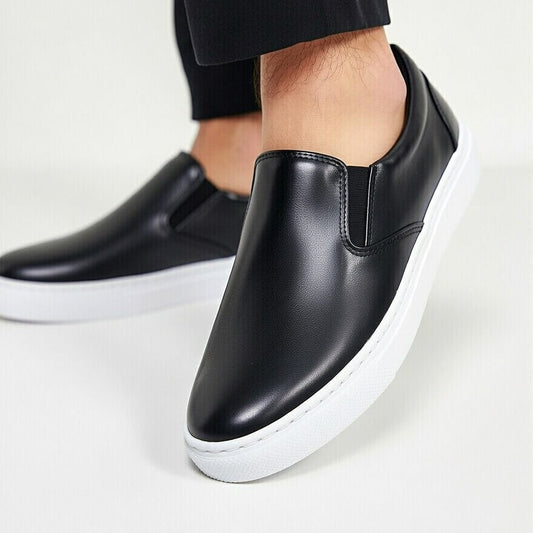 Sneakers Noir En Cuir Grainé, Confort Premium