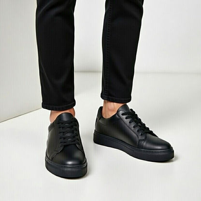Sneakers Noir En Cuir Grainé